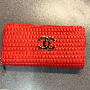 Red Wallet
